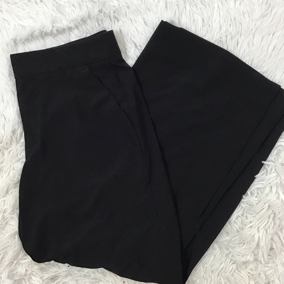 Athleta Pants - Athleta Tribeca wide leg cropped pants 6